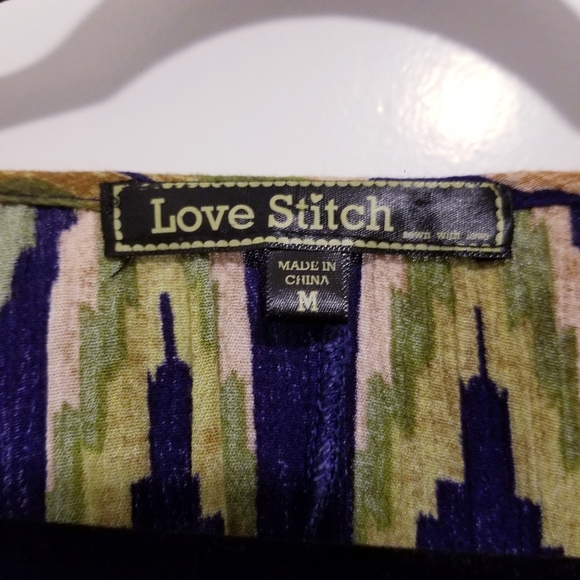 Women's Love Stitch Blouse Size M - Picture 2 of 2